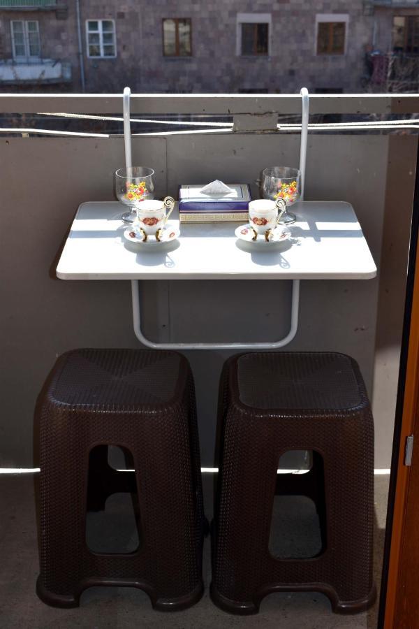 Напротив Спортивно-Концертного Комплекса Apartment Yerevan Luaran gambar